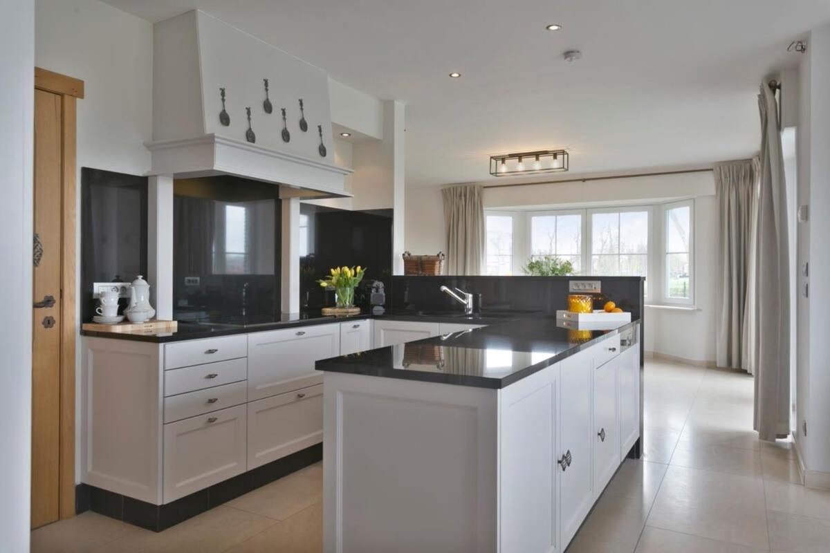 Huswell - Family House With A Beautiful View In Damme Villa Brugge Eksteriør bilde